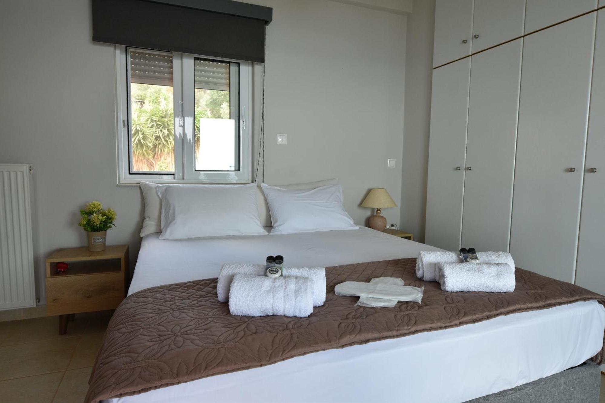 Blue Bay View - Beach House Vathirrevma Dış mekan fotoğraf