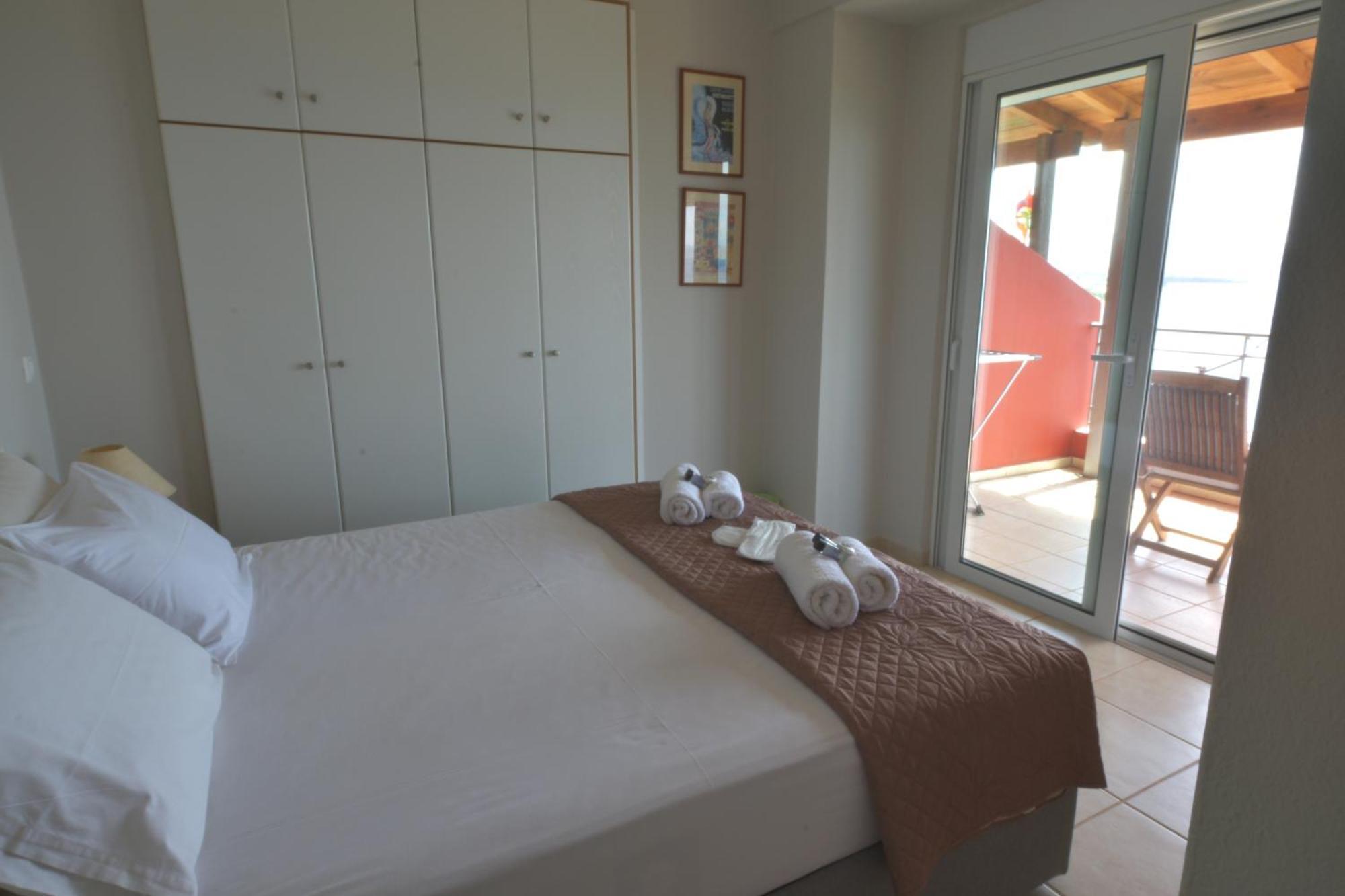 Blue Bay View - Beach House Vathirrevma Dış mekan fotoğraf